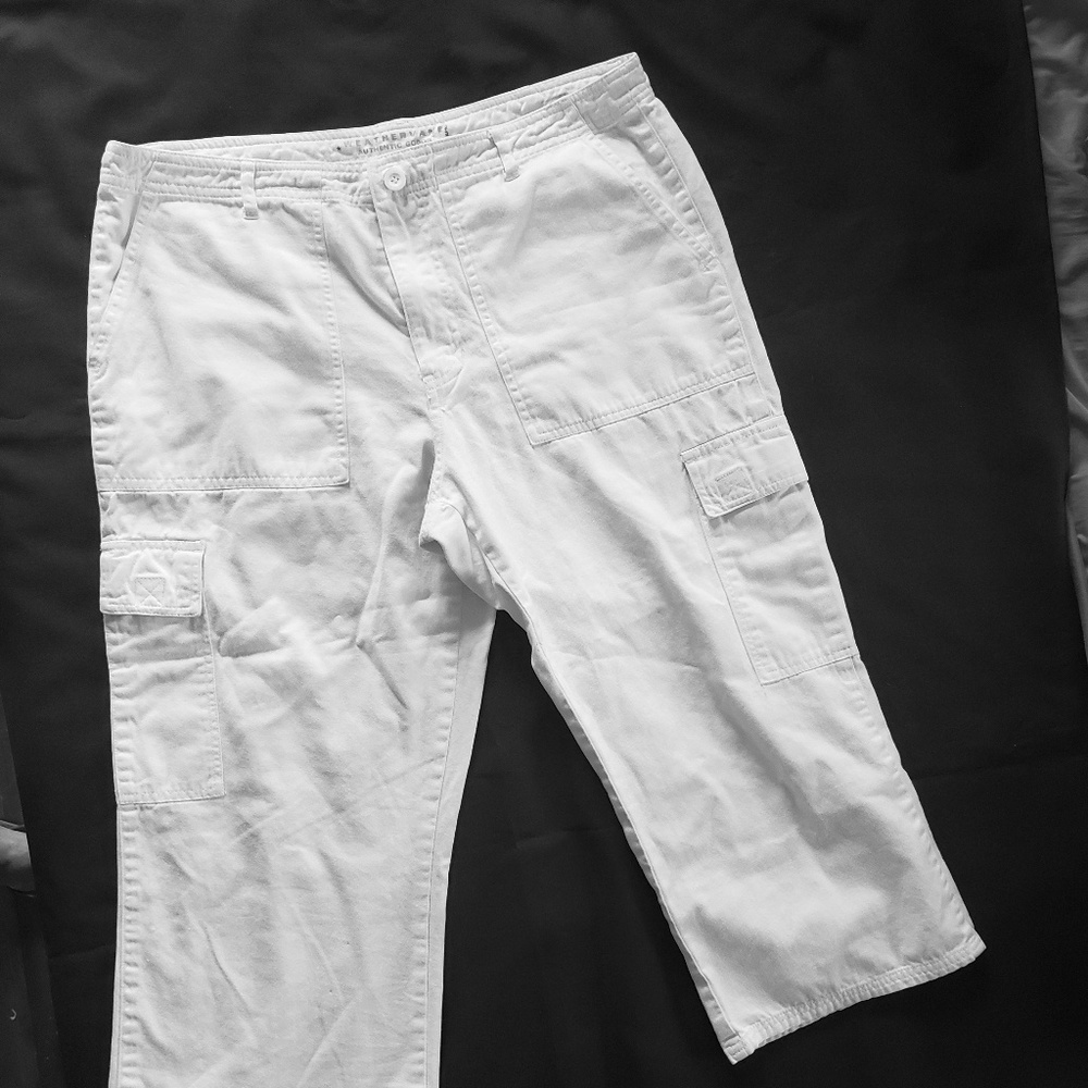 Weathervane size 13 white cargo capris